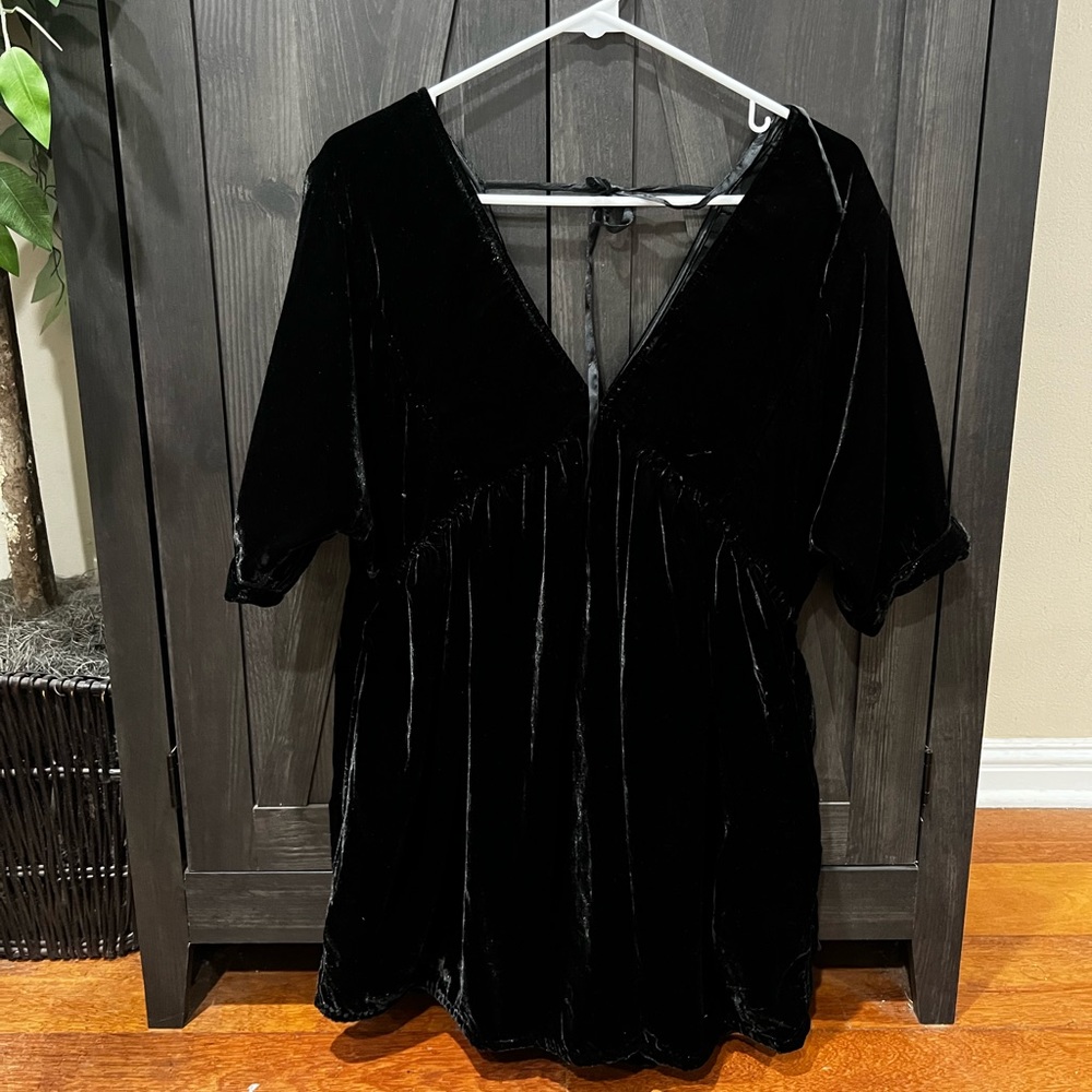Free People Ivy Velvet Mini Dress- Black